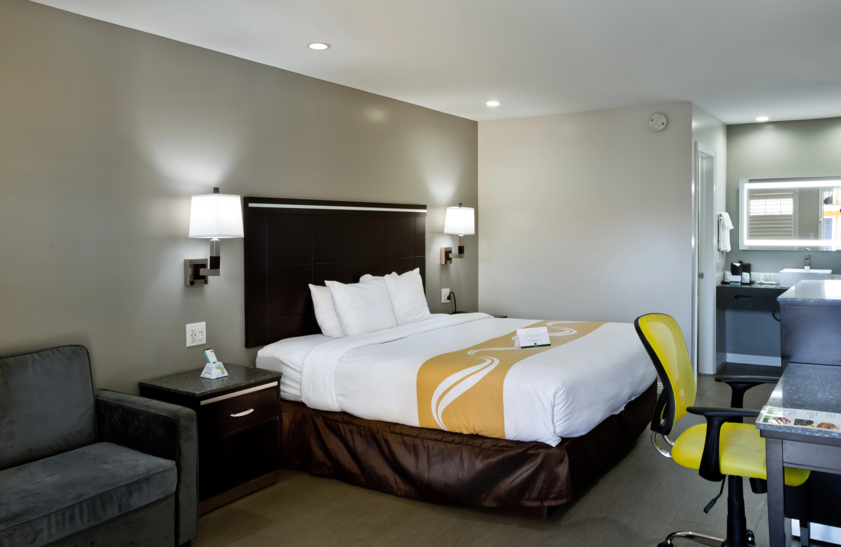 Foto - Bay Area Inn & Suites