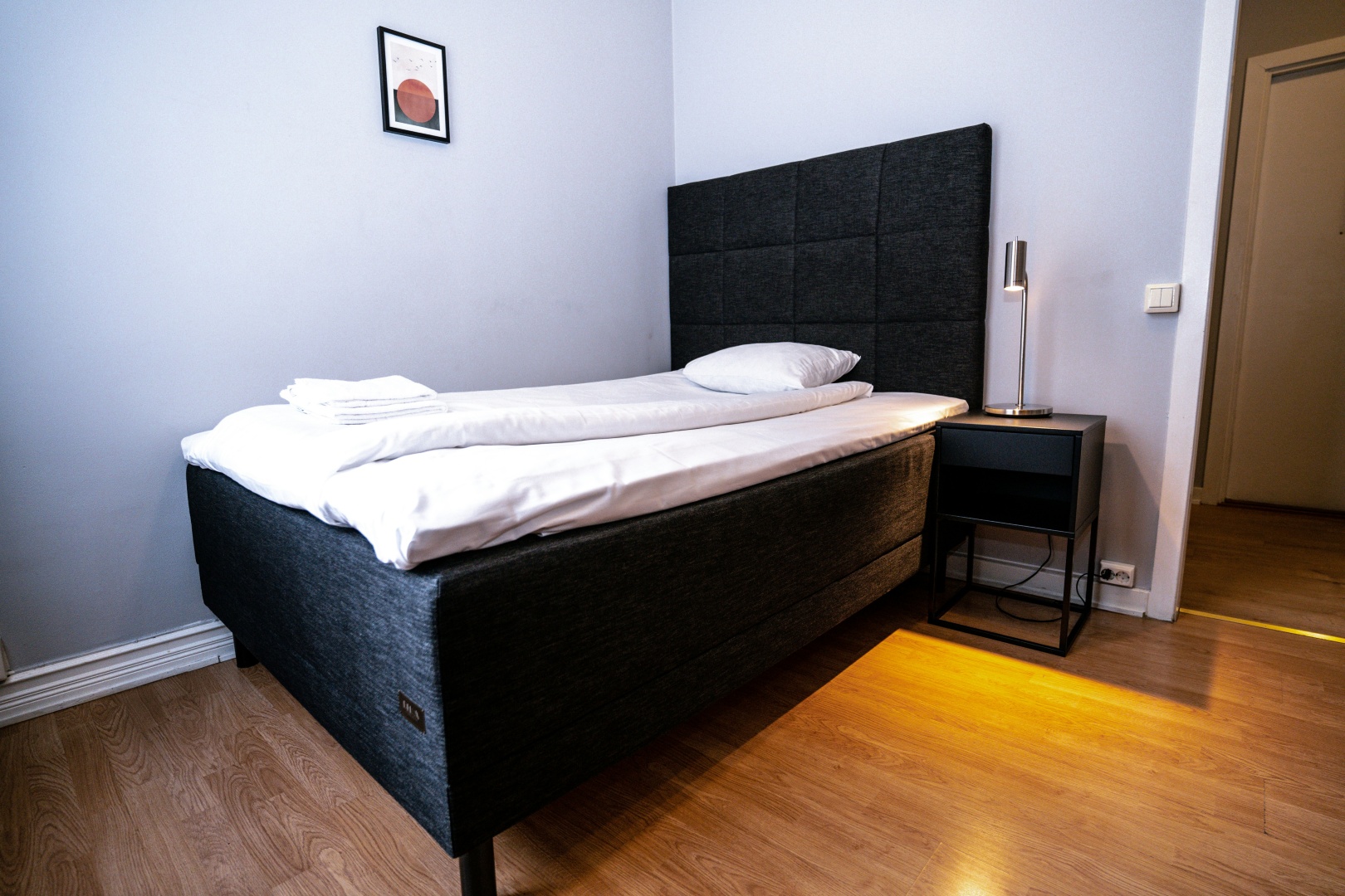 Photo - Queen's Hotel by First Hotels