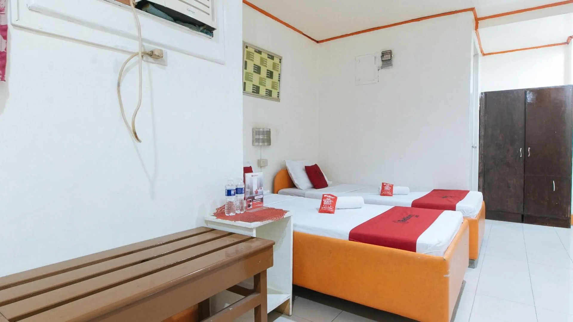 Foto - RedDoorz near East Avenue Medical Center