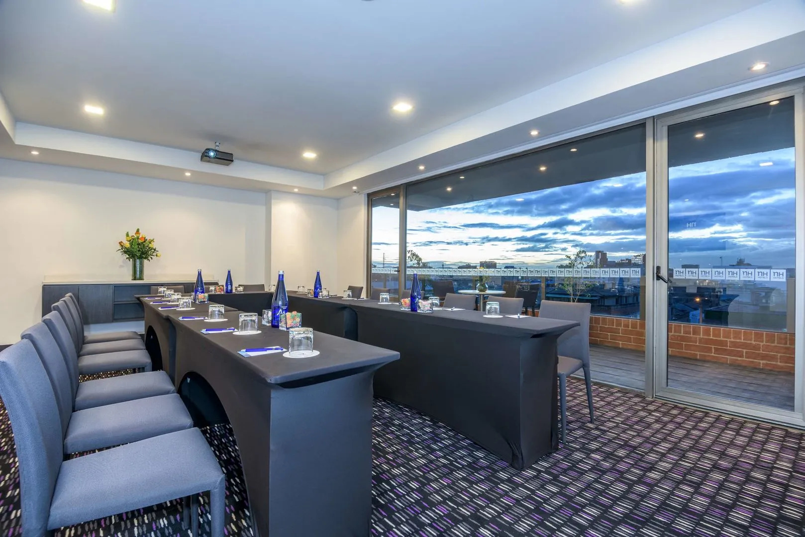 Photo - NH Bogota Urban 26 Royal