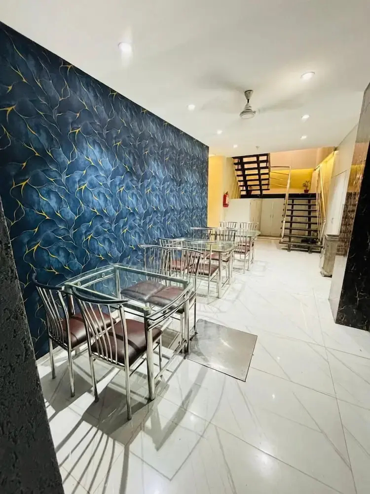 Foto - Powai Inn
