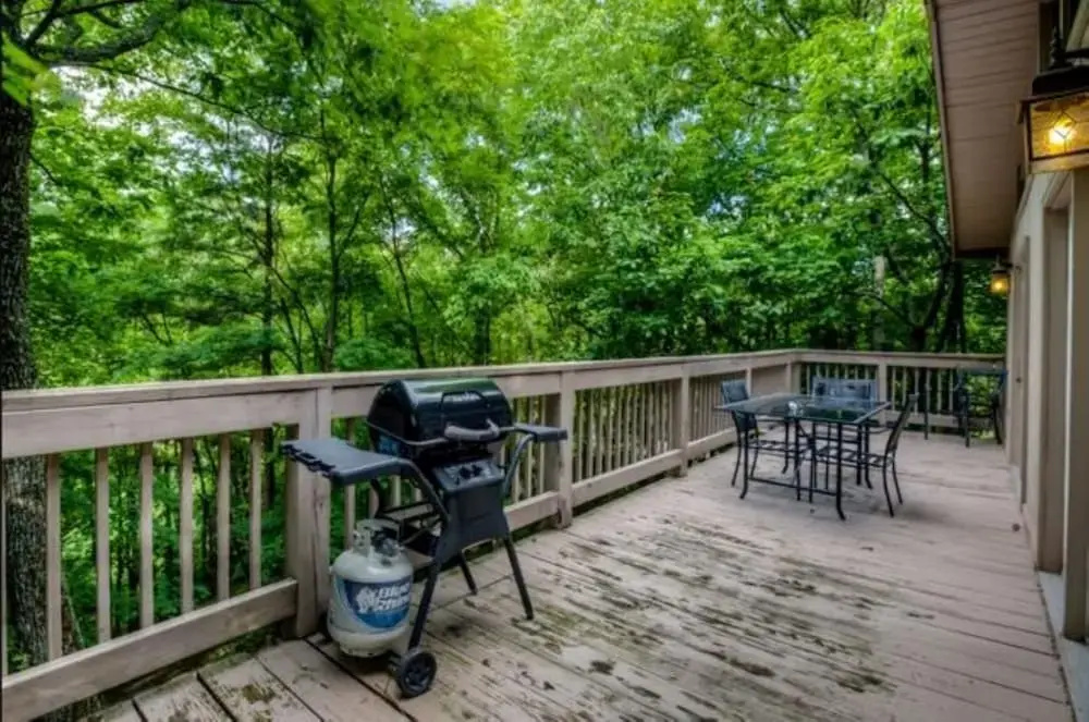 Foto - Gatlinburg Hideaway with Fireplace & Deck