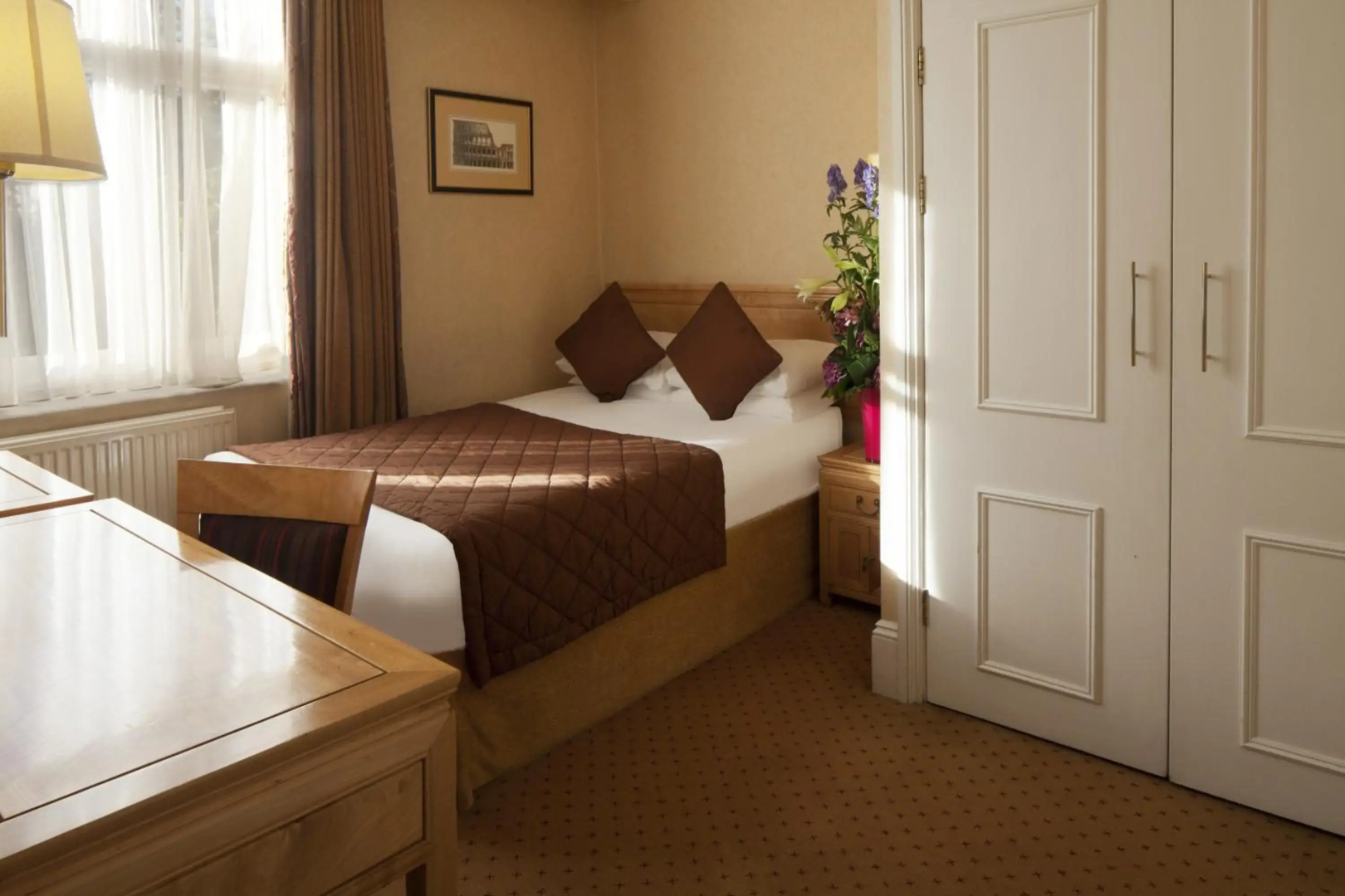 Photo - Grange Buckingham Hotel