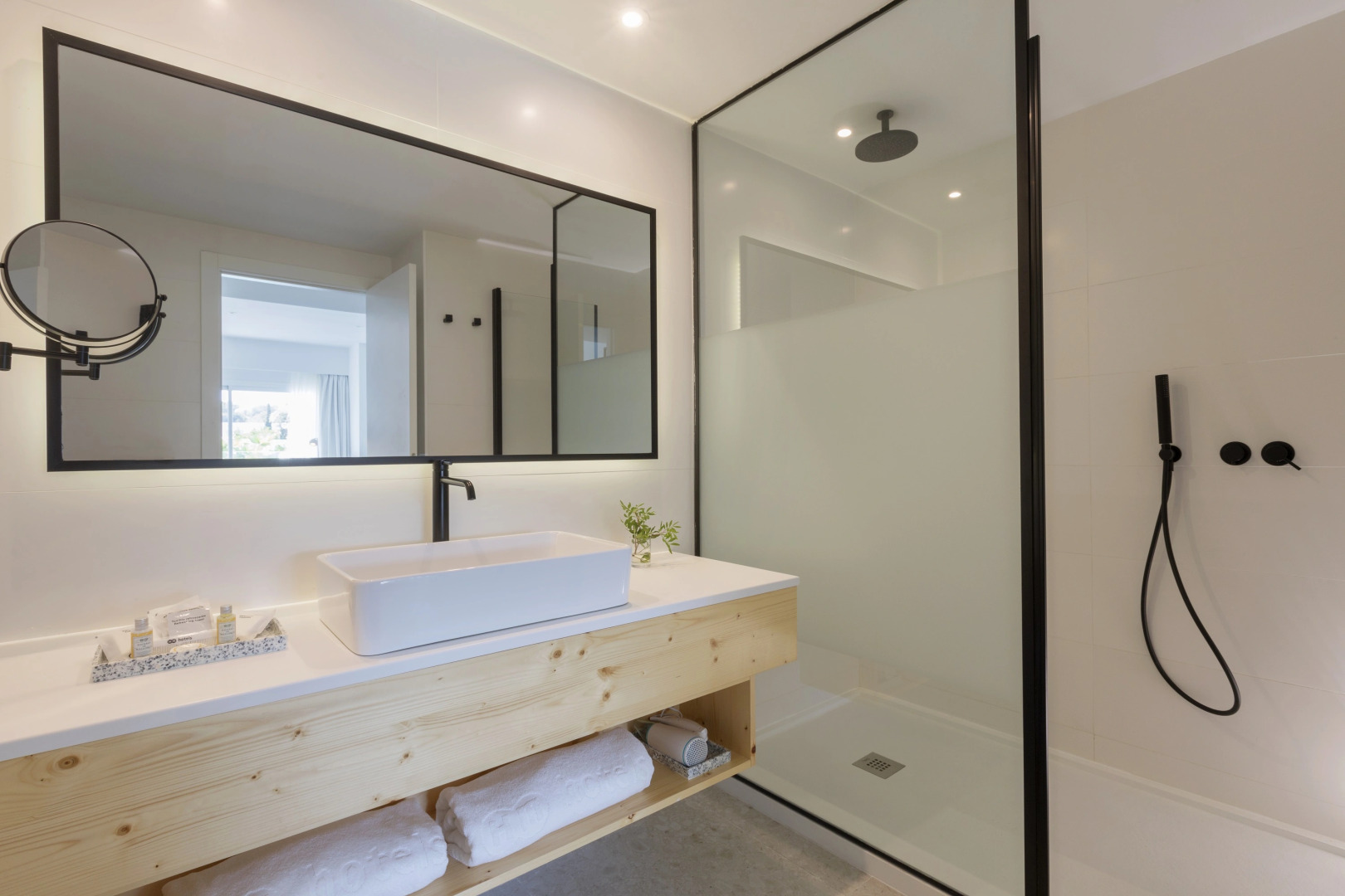 Photo - HM Ayron Park - Adults Only