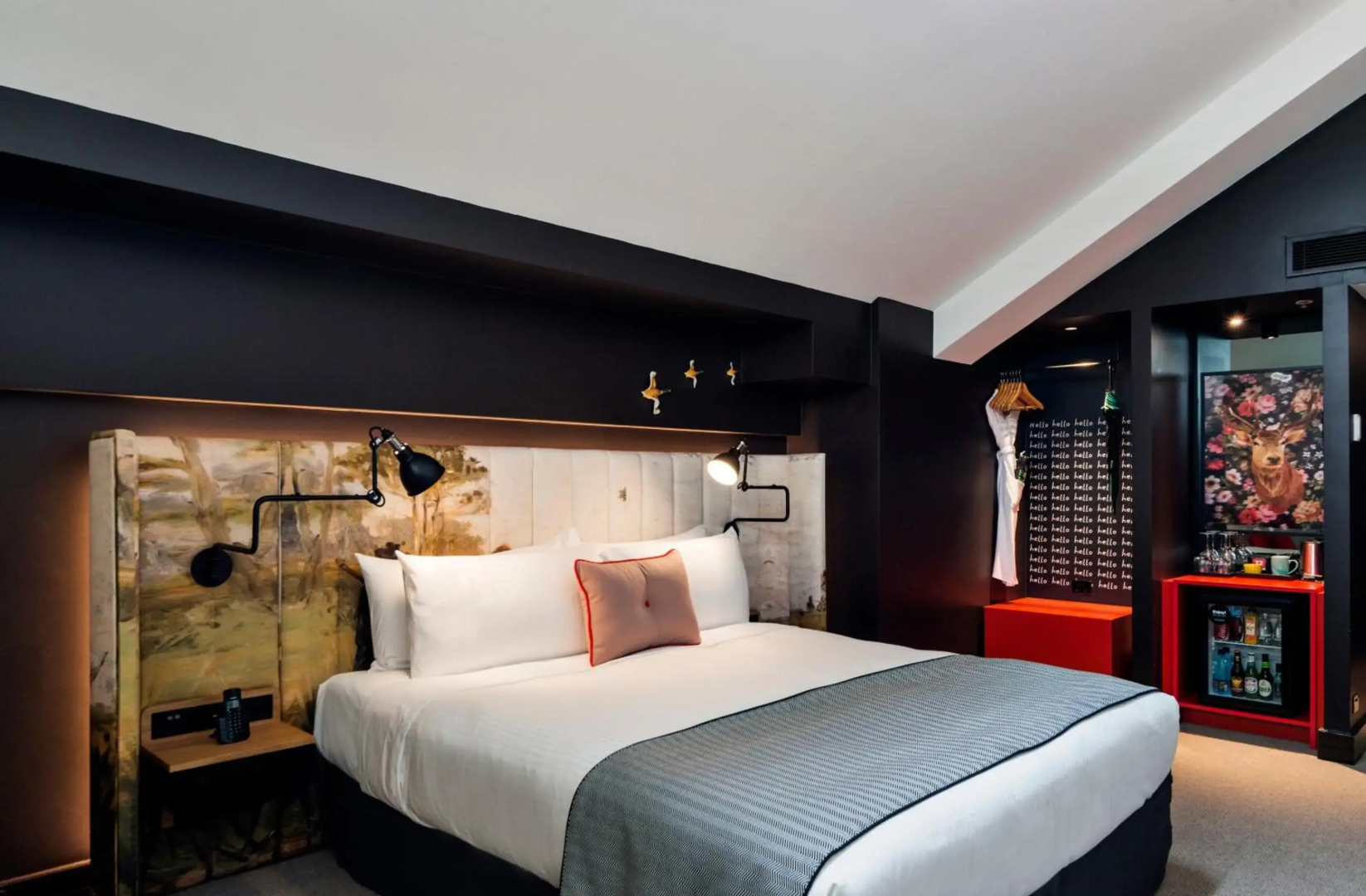Photo - Ovolo Sydney Woolloomooloo, a Wyndham Hotel
