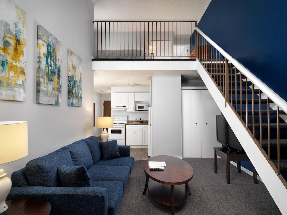 Photo - Huntingdon Hotel and Suites