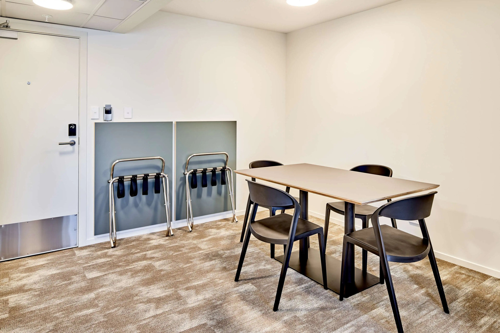 Photo - Sojourn Apartment Hotel - Ghuznee