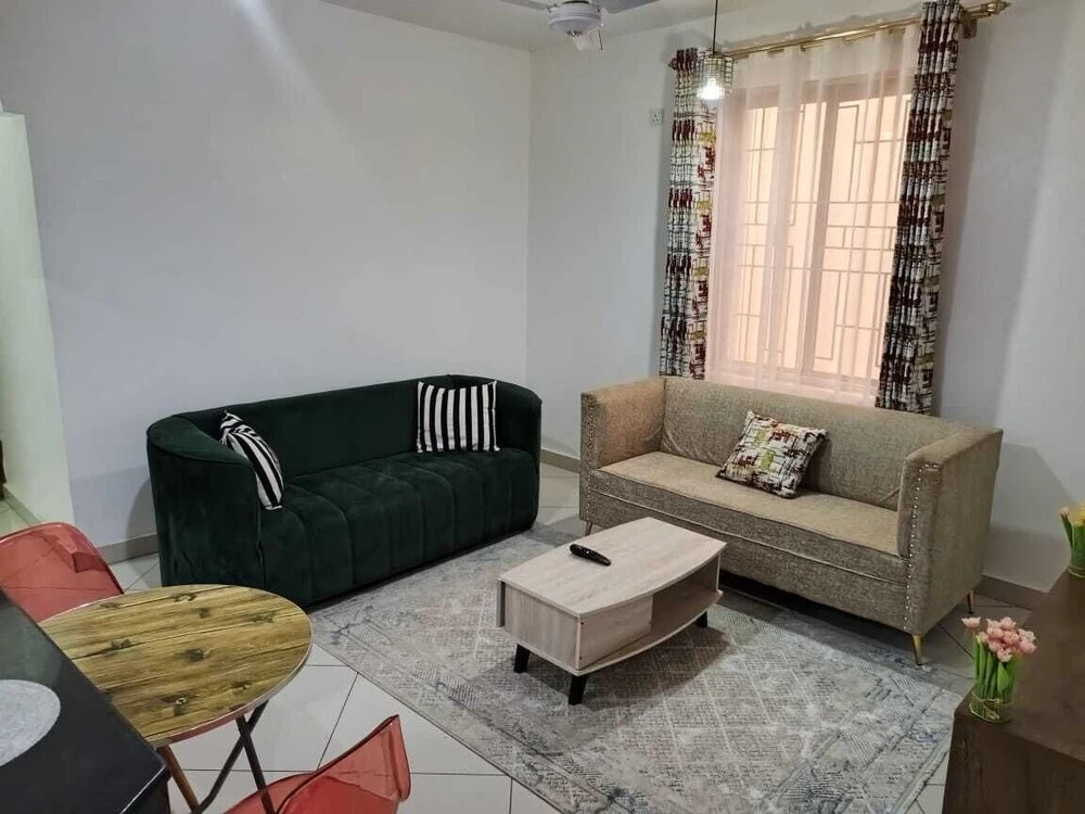 Lux Suites La Vida Startup Apartment