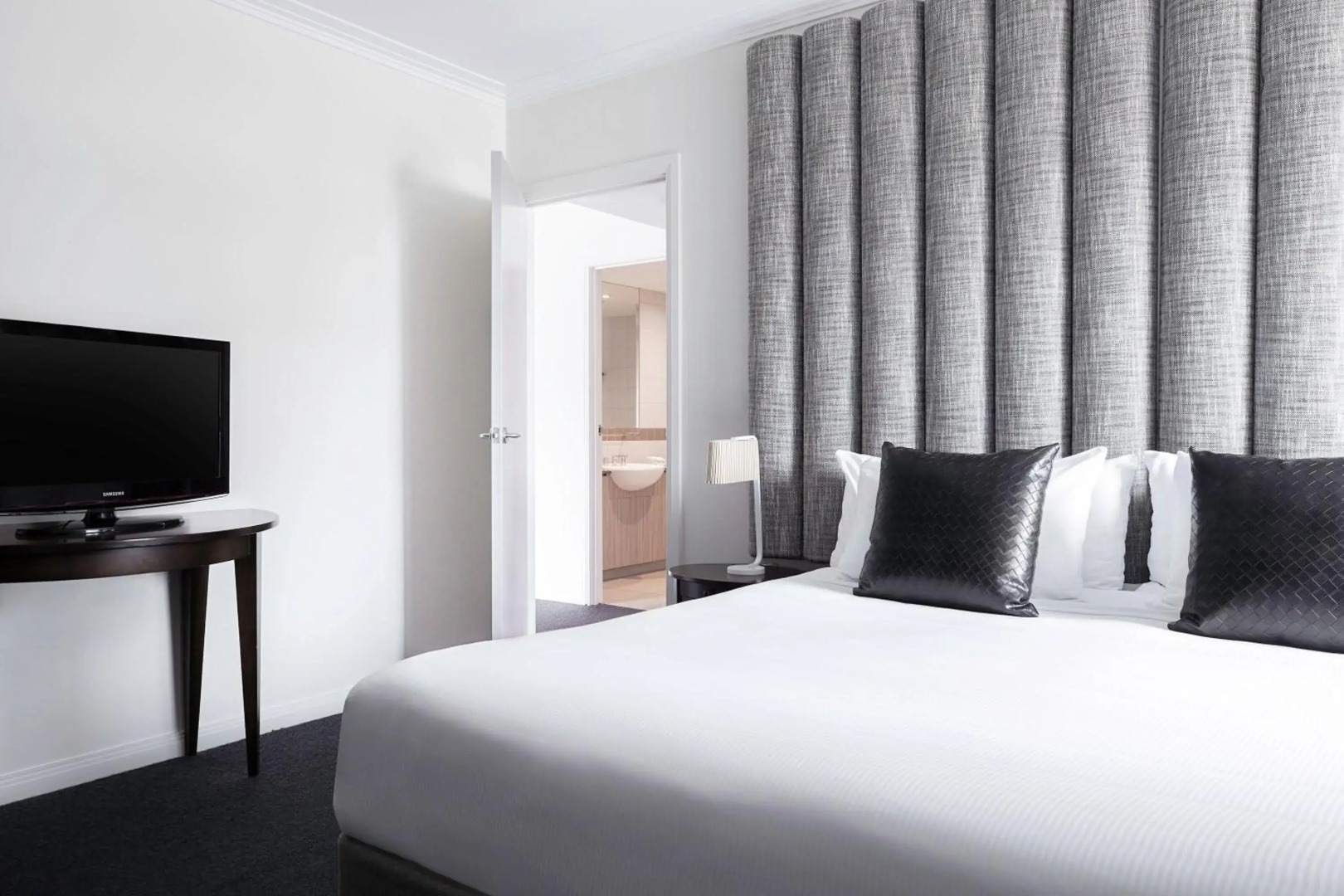 Foto - Mantra on Russell