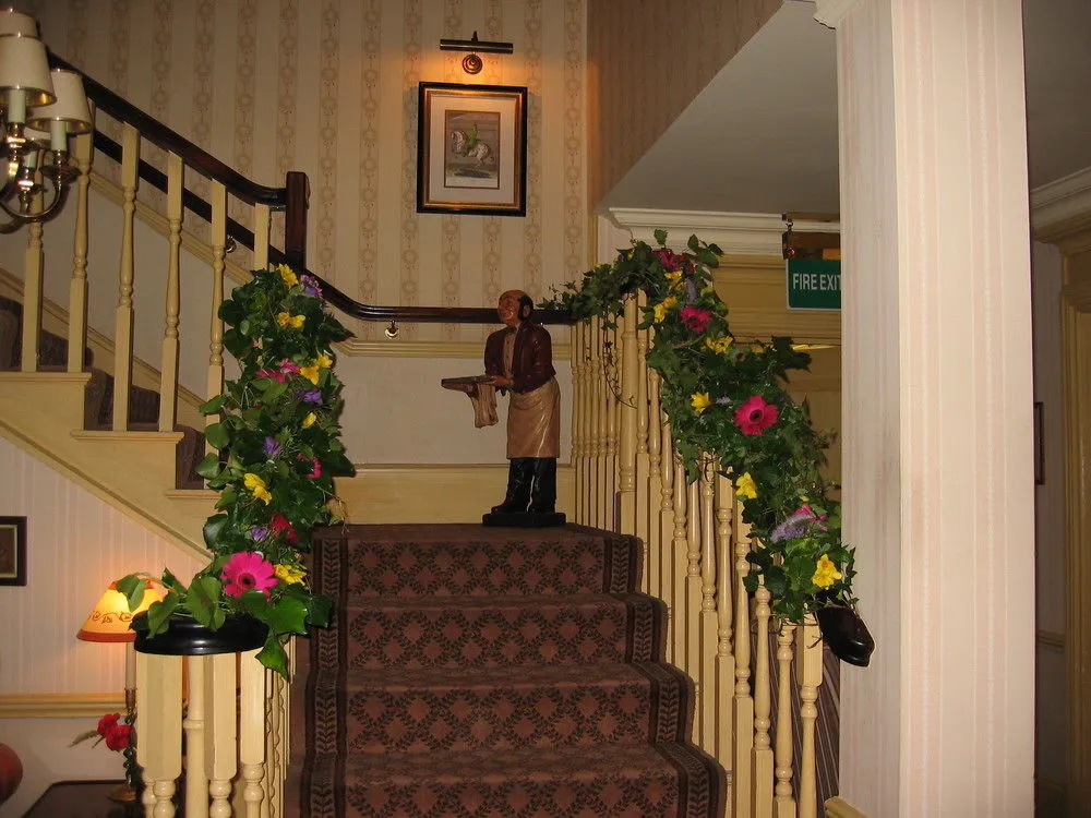 Photo - Haley's Hotel
