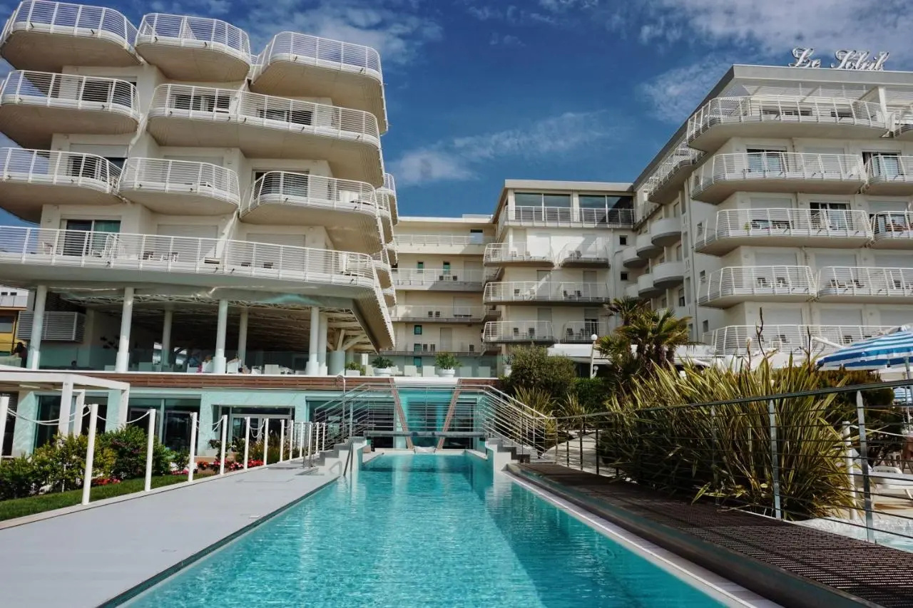 Photo - Hotel Le Soleil