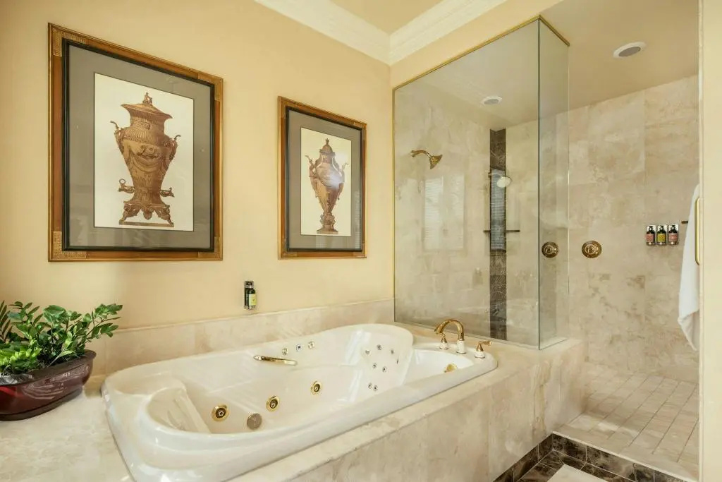 Photo - Davenport Hotel, Autograph Collection