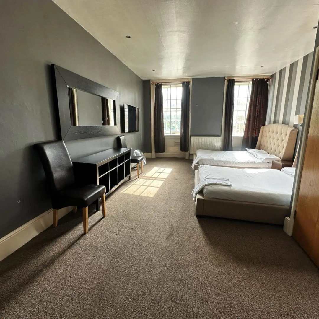 Photo - Somerset Hotel Baker Street London