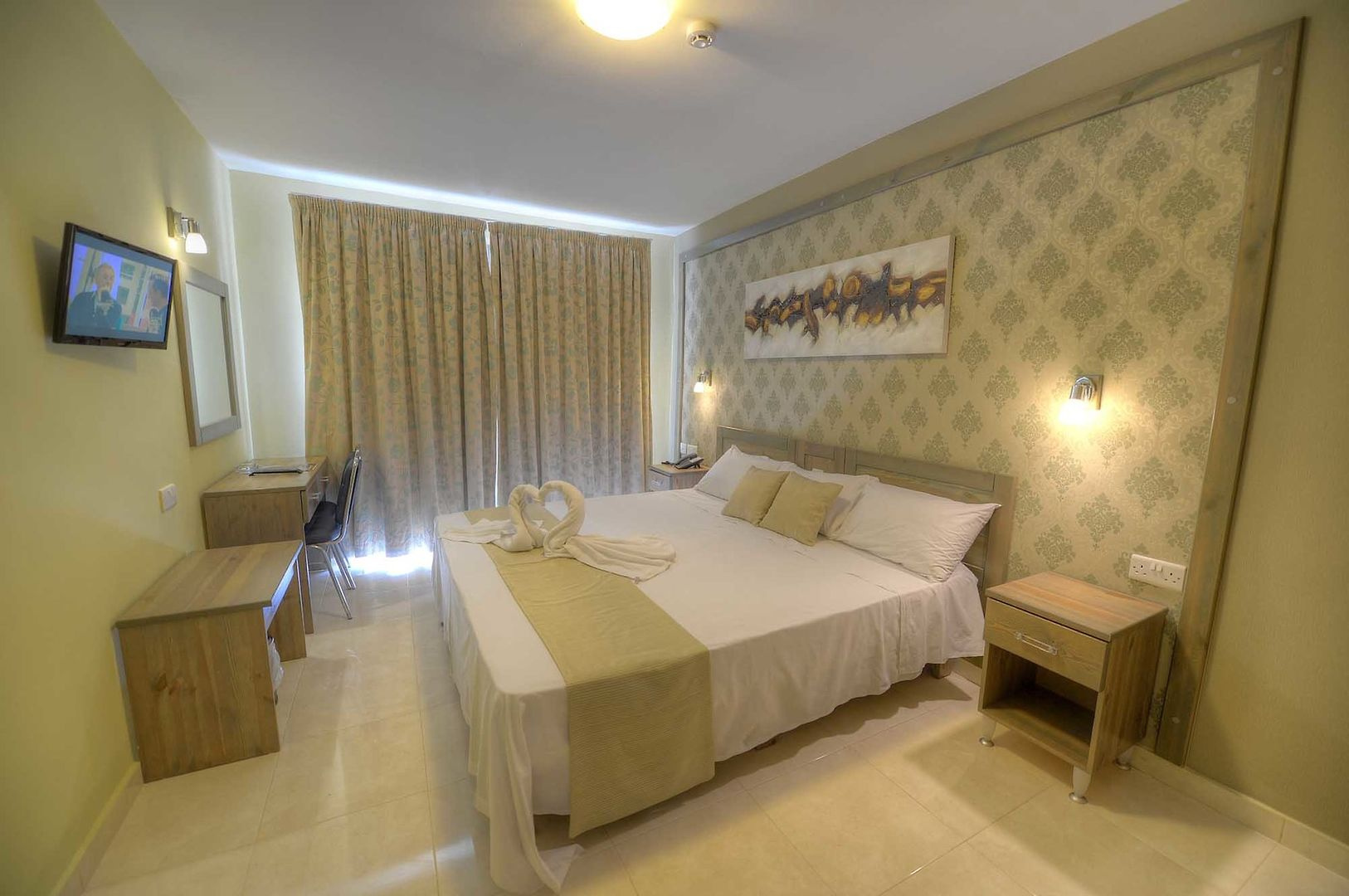 Photo - Alexandra Hotel