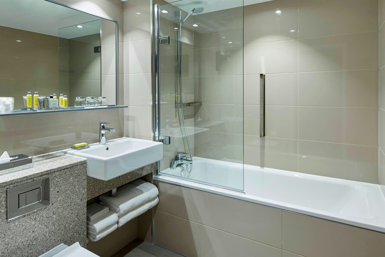 Photo - London Heathrow Marriott Hotel