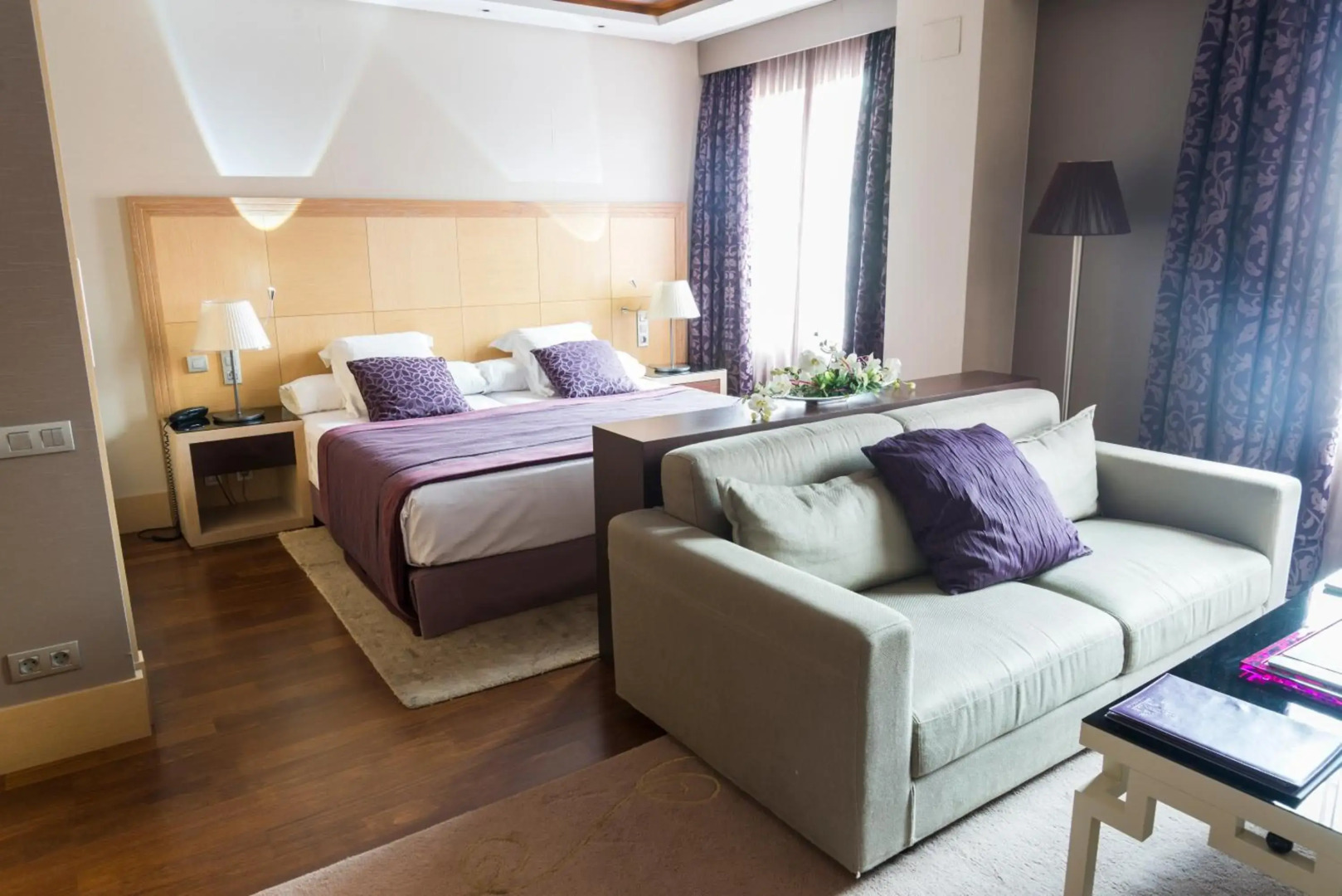 Foto - Sinsuvarn Airport Suite Hotel