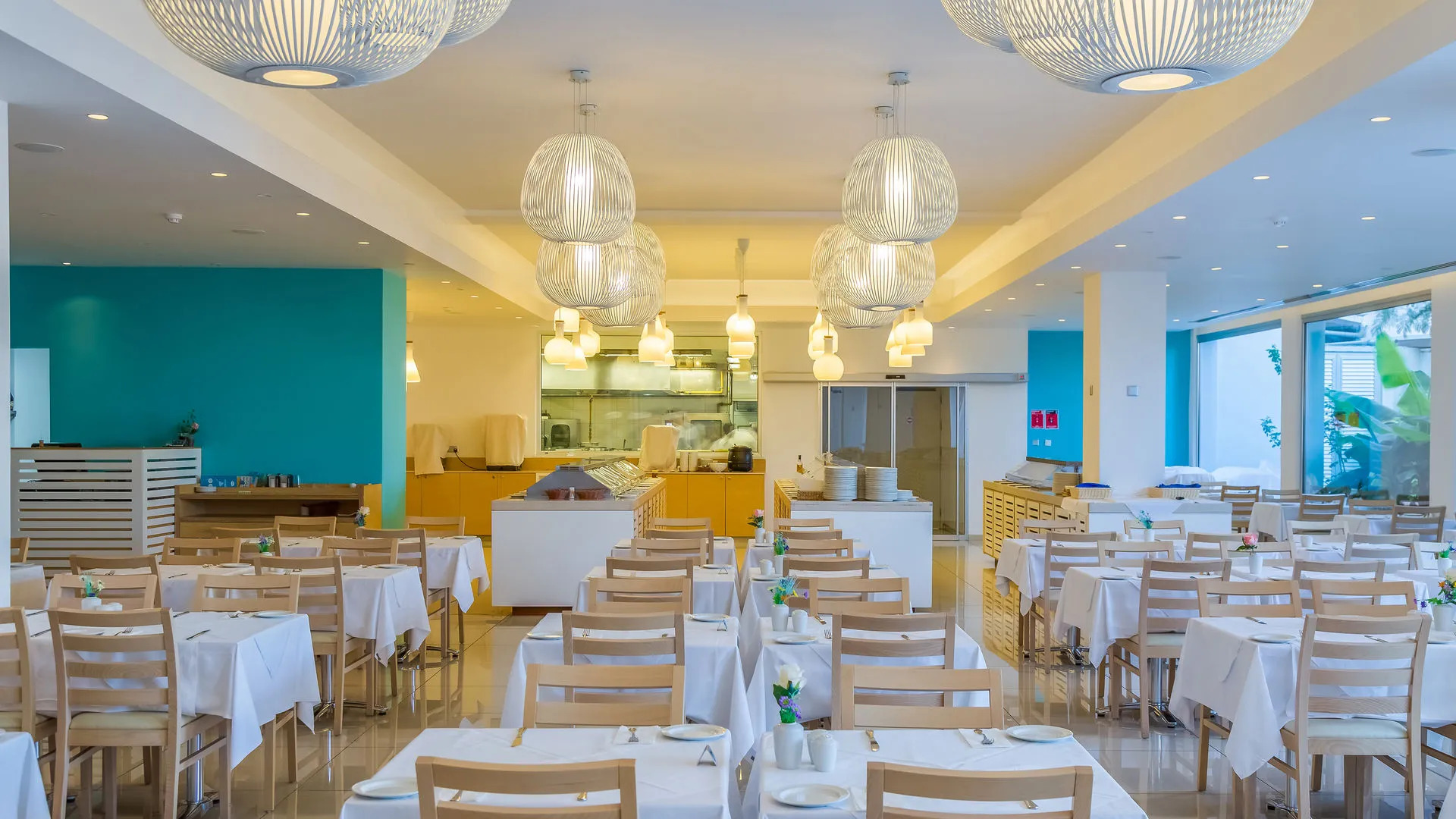 Photo - Vrissaki Beach Hotel