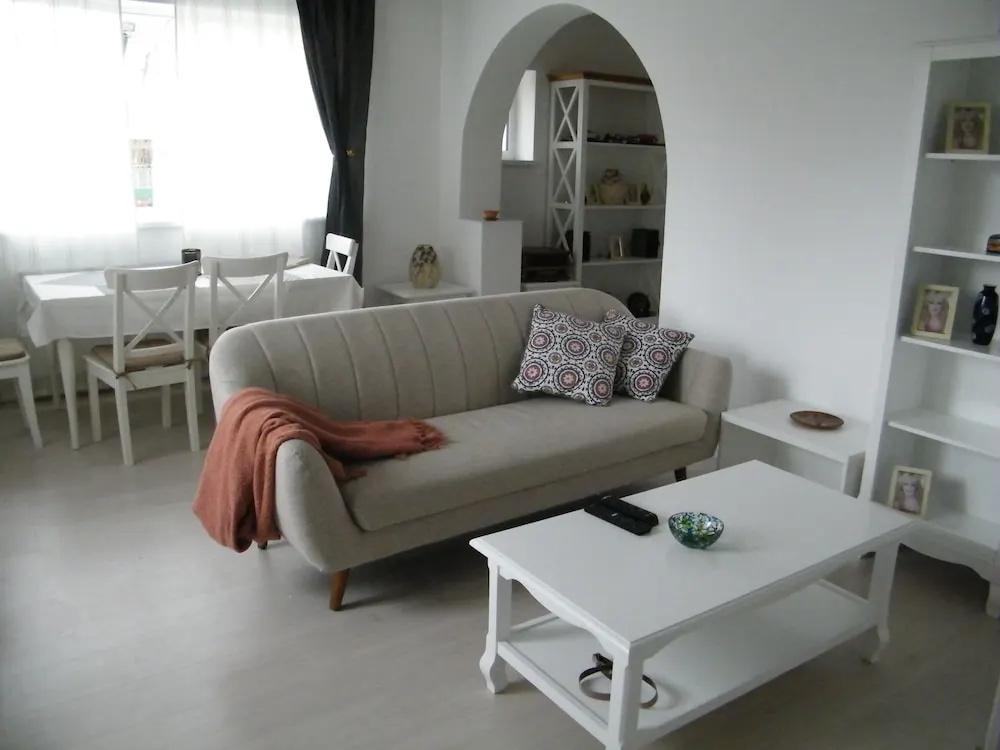 Photo - Iarca Inn