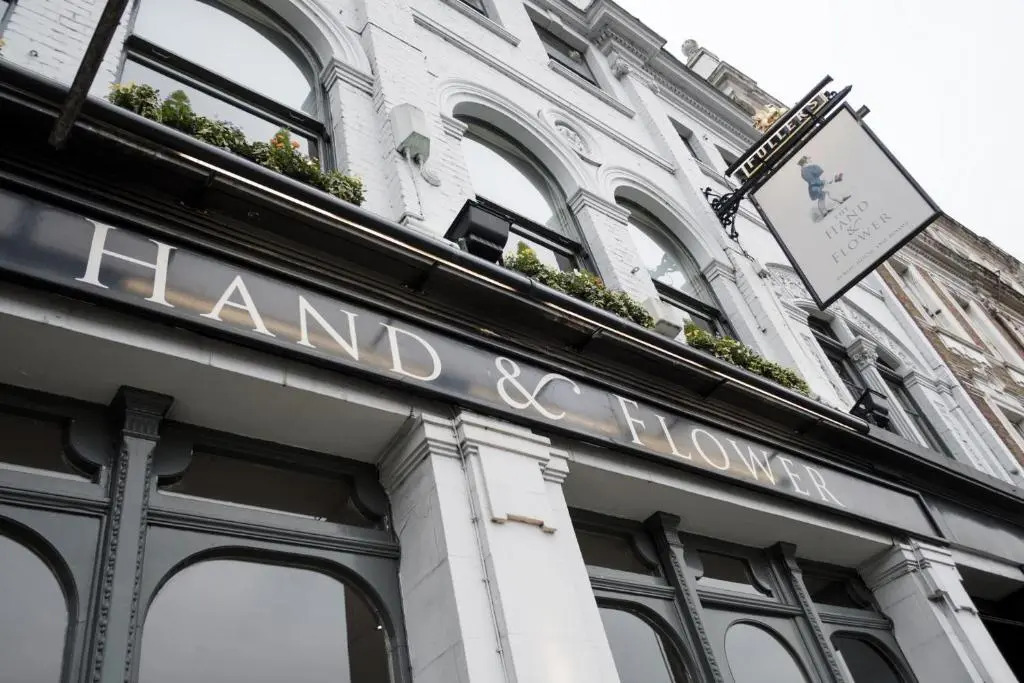 Photo - Hand & Flower