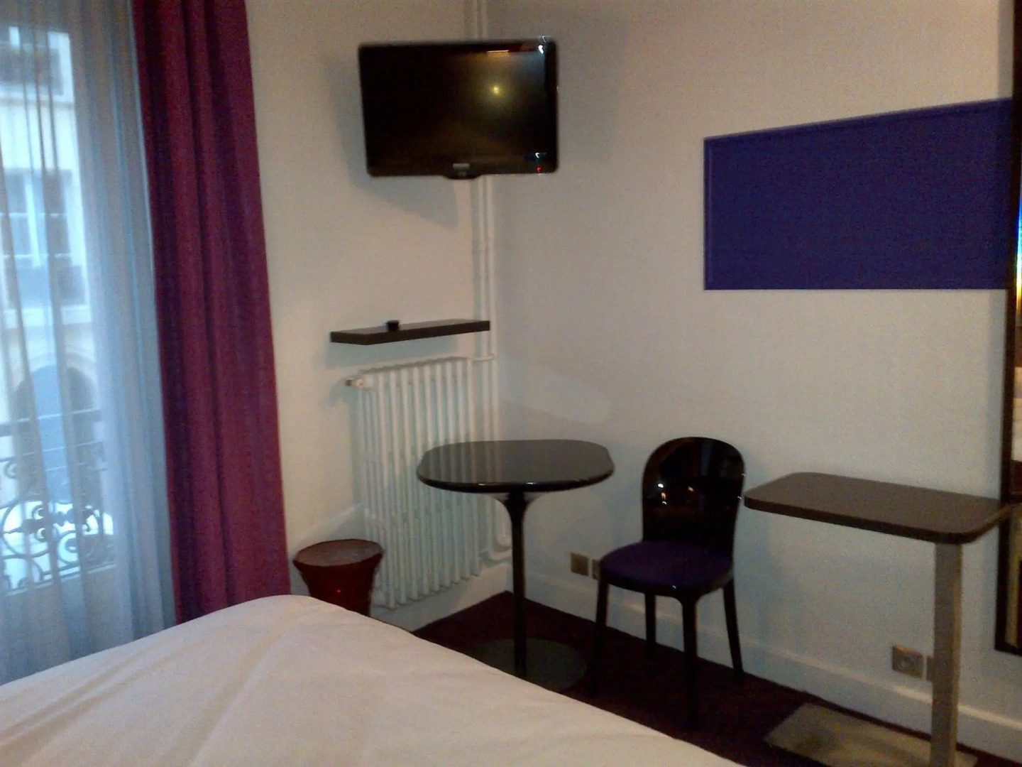 Foto - Accueil Hôtel Paris Pigalle Montmartre - Hôtel rénové