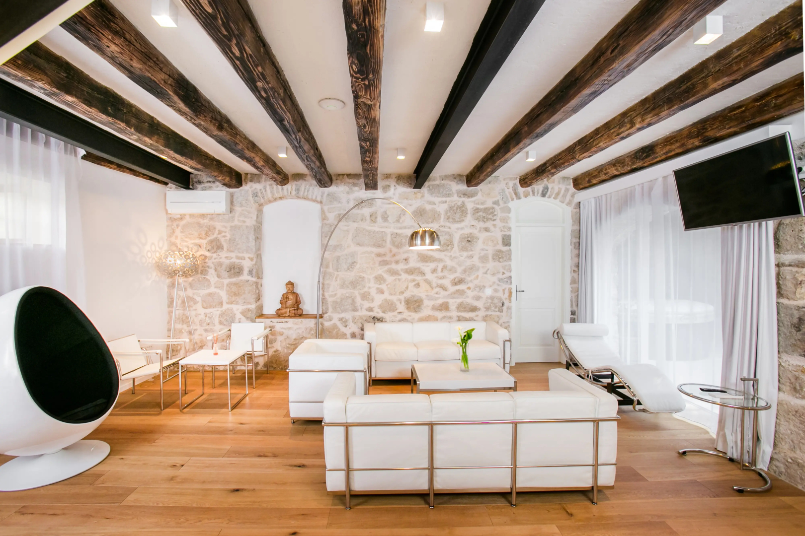 Photo - Divota Apartment Hotel