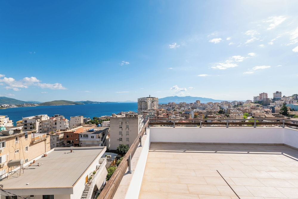 Foto - Lazy Roo Hostel Saranda