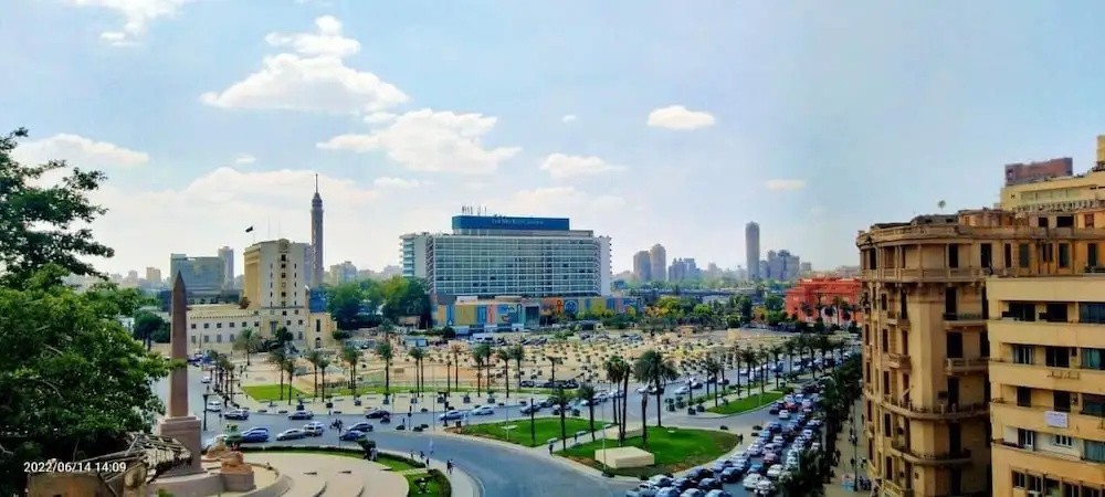 Foto - Rotana Palace Suites