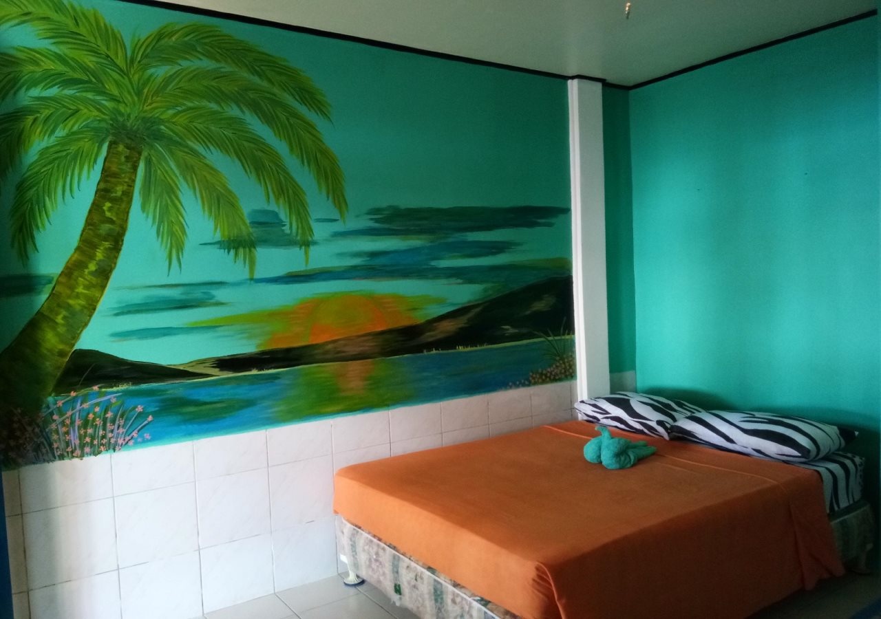 SmallFry's Beach Resort