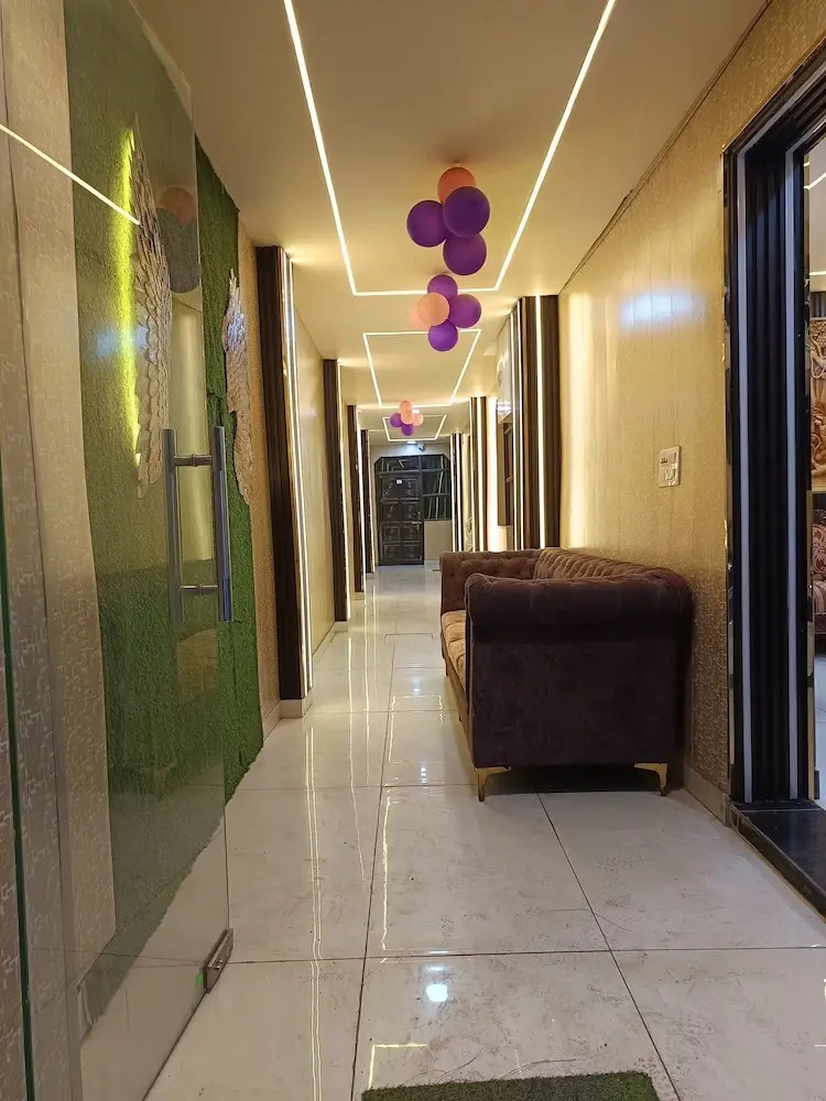 Foto - Haveli Heritage --- 200 Meters from Nizamuddin Railway Station