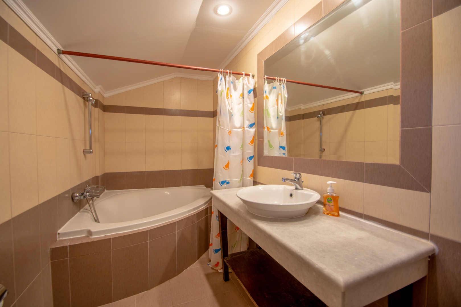 Photo - Paradise Apartments