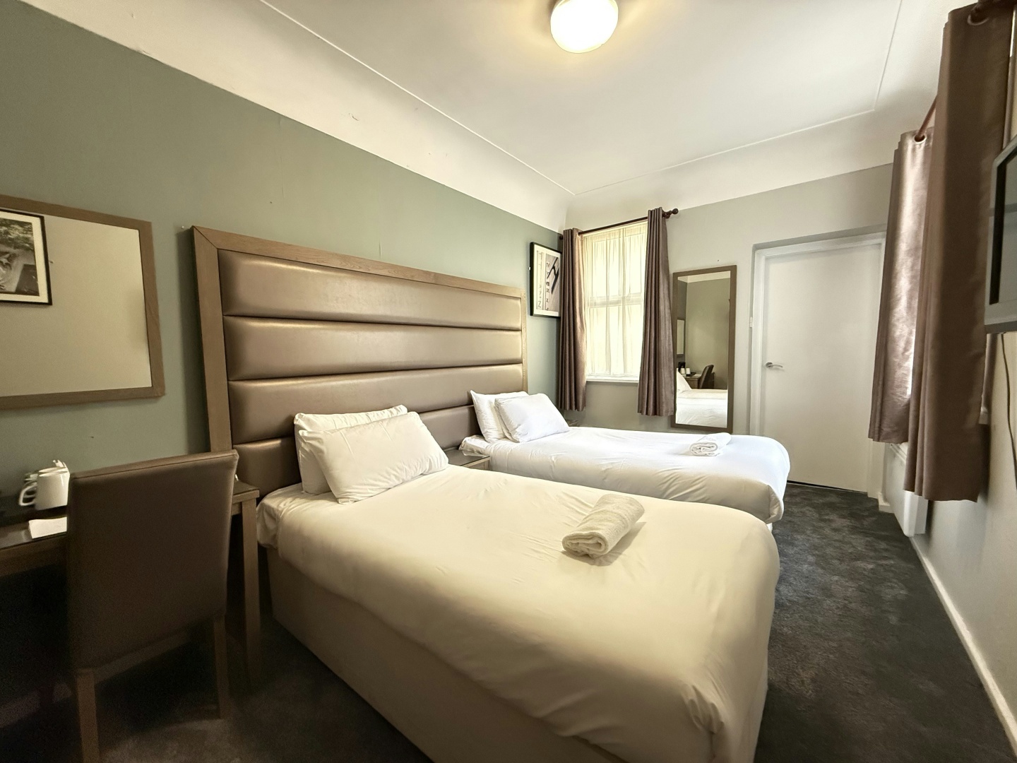 Foto - Lord Nelson Hotel – Lime Street Station Liverpool by Compass Hospitality