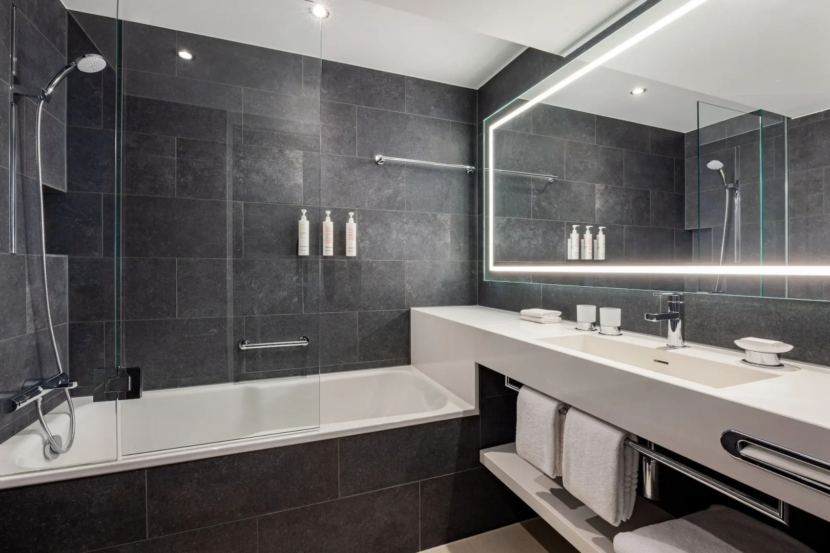 Foto - Basel Marriott Hotel