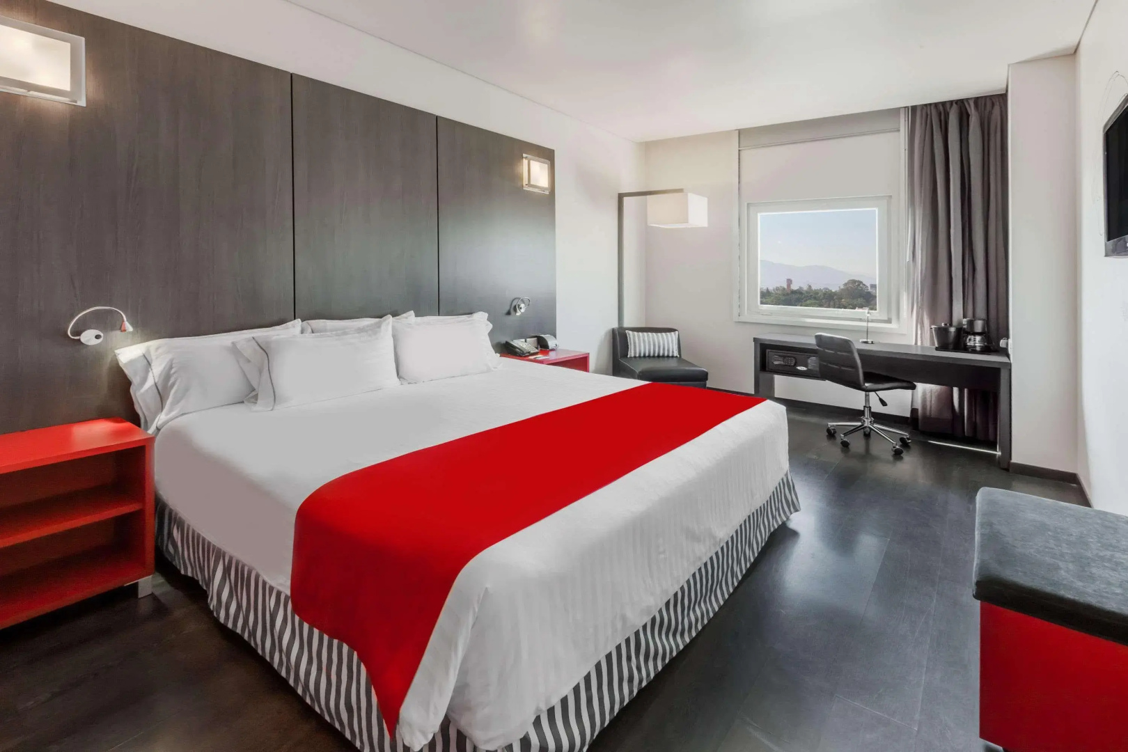 Photo - Ramada Encore by Wyndham Guadalajara Sur