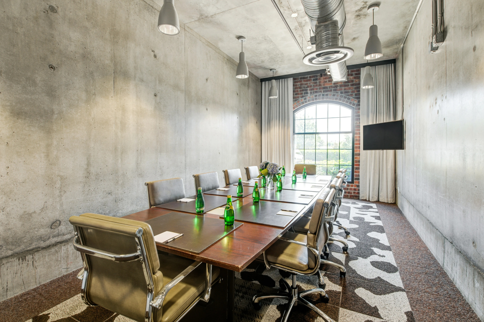 Photo - NYLO Las Colinas Hotel, Tapestry Collection by Hilton