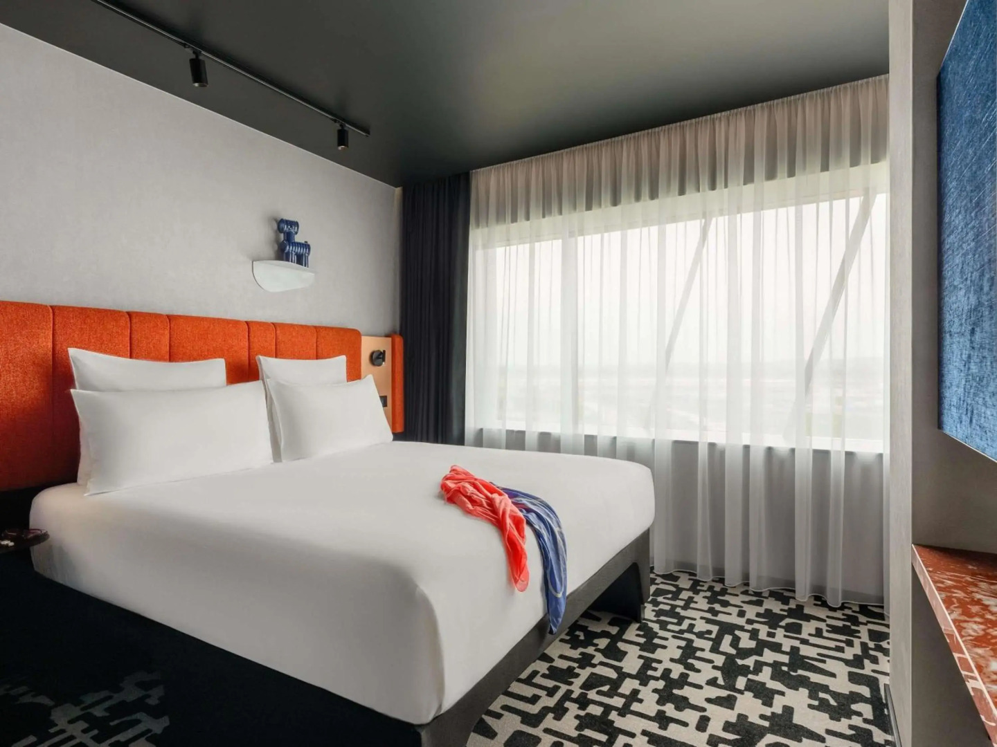 Foto - TRIBE Budapest Airport