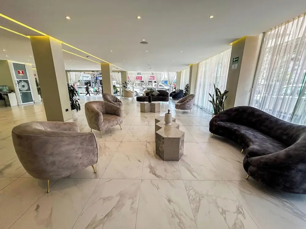 Photo - HVH by Yaxché