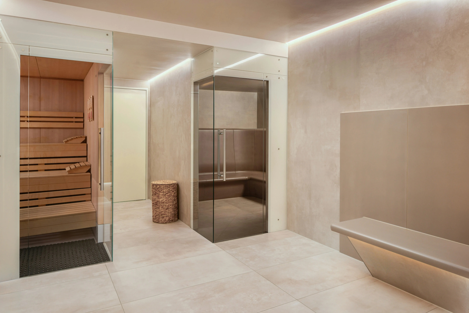 Photo - Hilton Frankfurt Airport