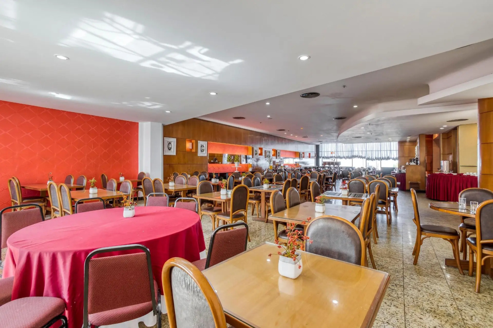 Photo - Royalty Barra Hotel