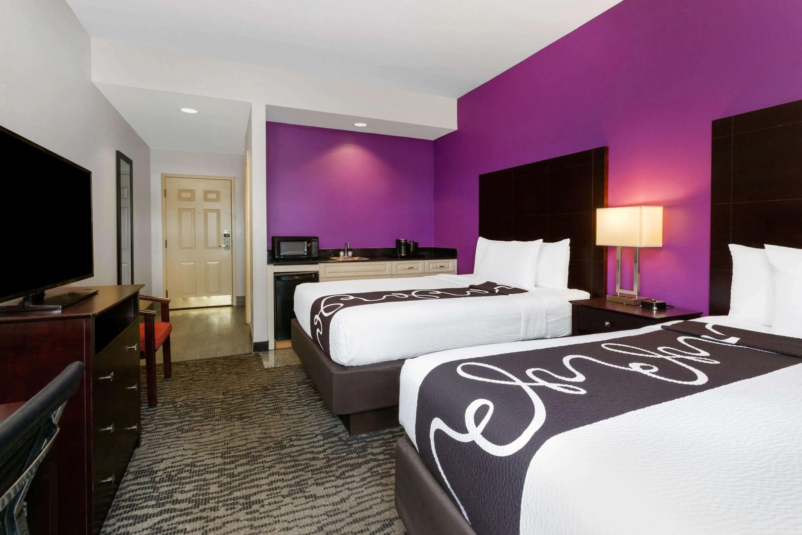 Photo - La Quinta by Wyndham Tampa Bay Area-Tampa South