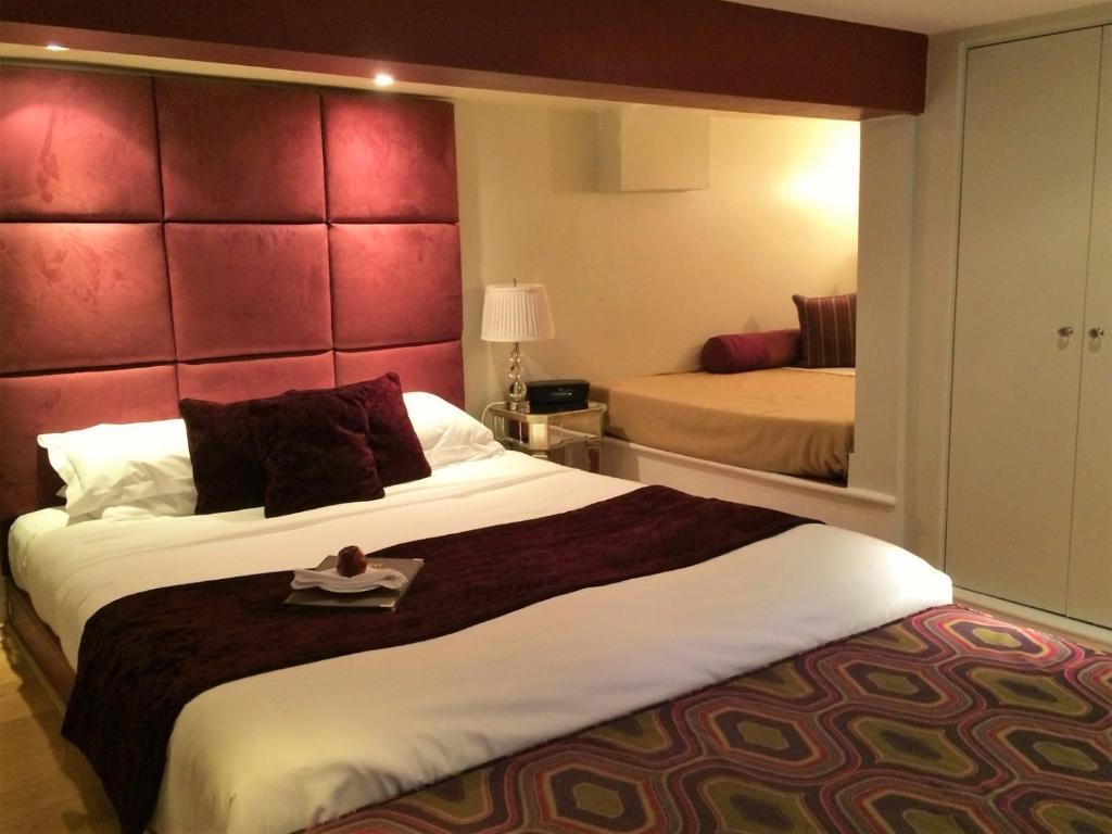 Photo - Twenty Nevern Square Hotel