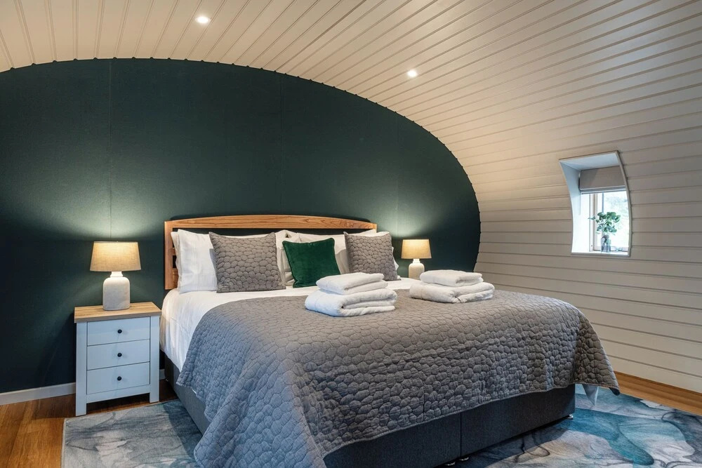 Unique 1 BD Eco-Retreat in Old Chalford