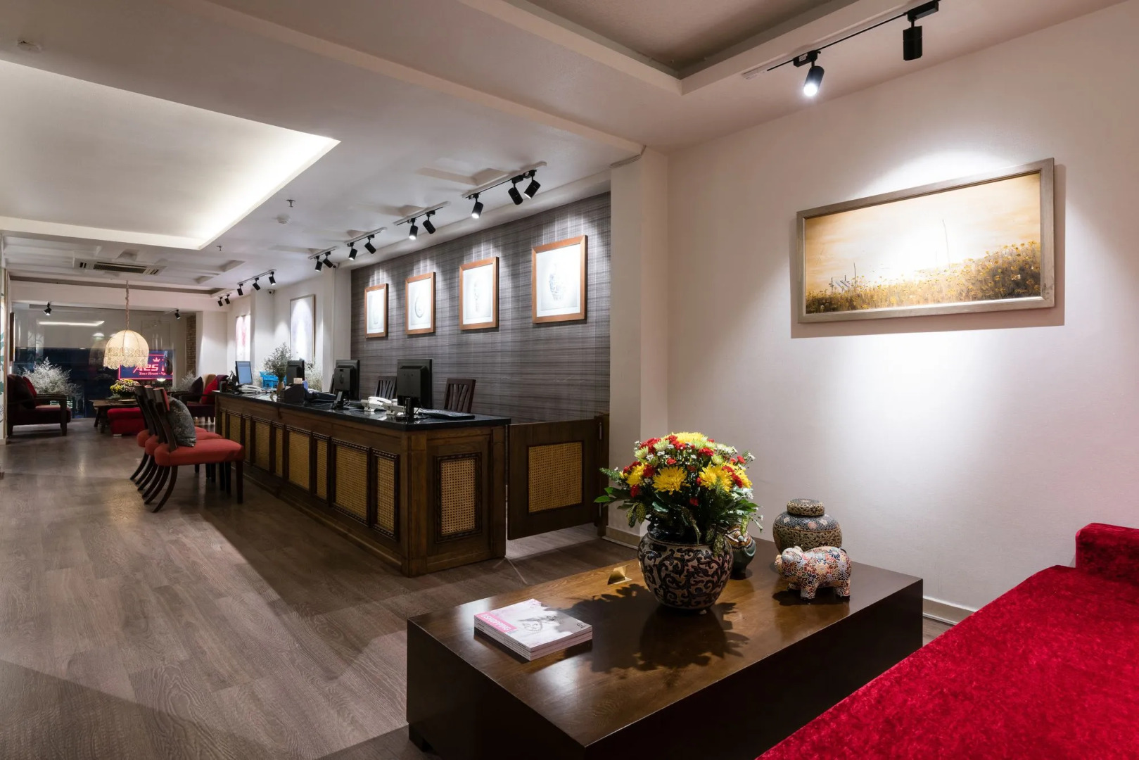 Foto - Asian Ruby Center Point Hotel - Near Nguyen Hue Street