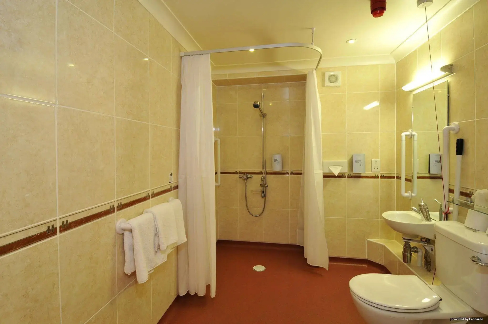 Foto - Bromley Court Hotel London