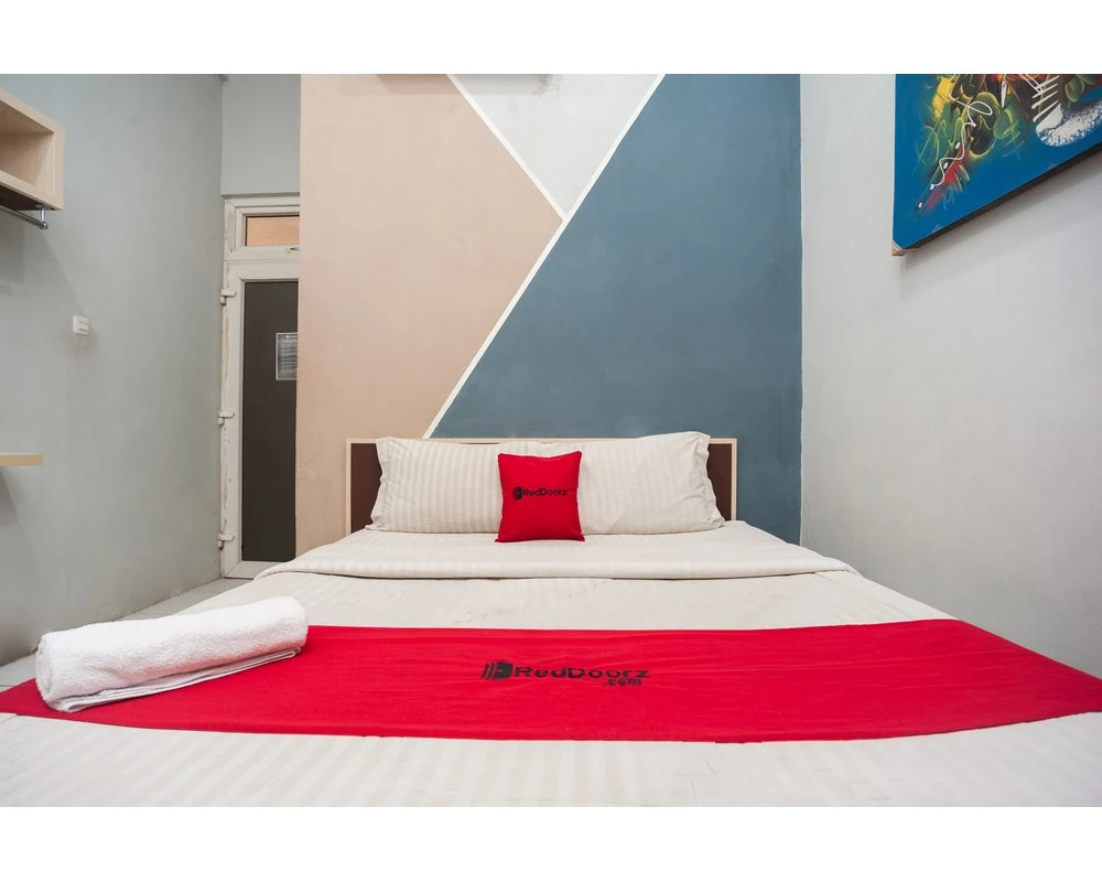 Foto - Formerly Reddoorz Near Binus Anggrek 2