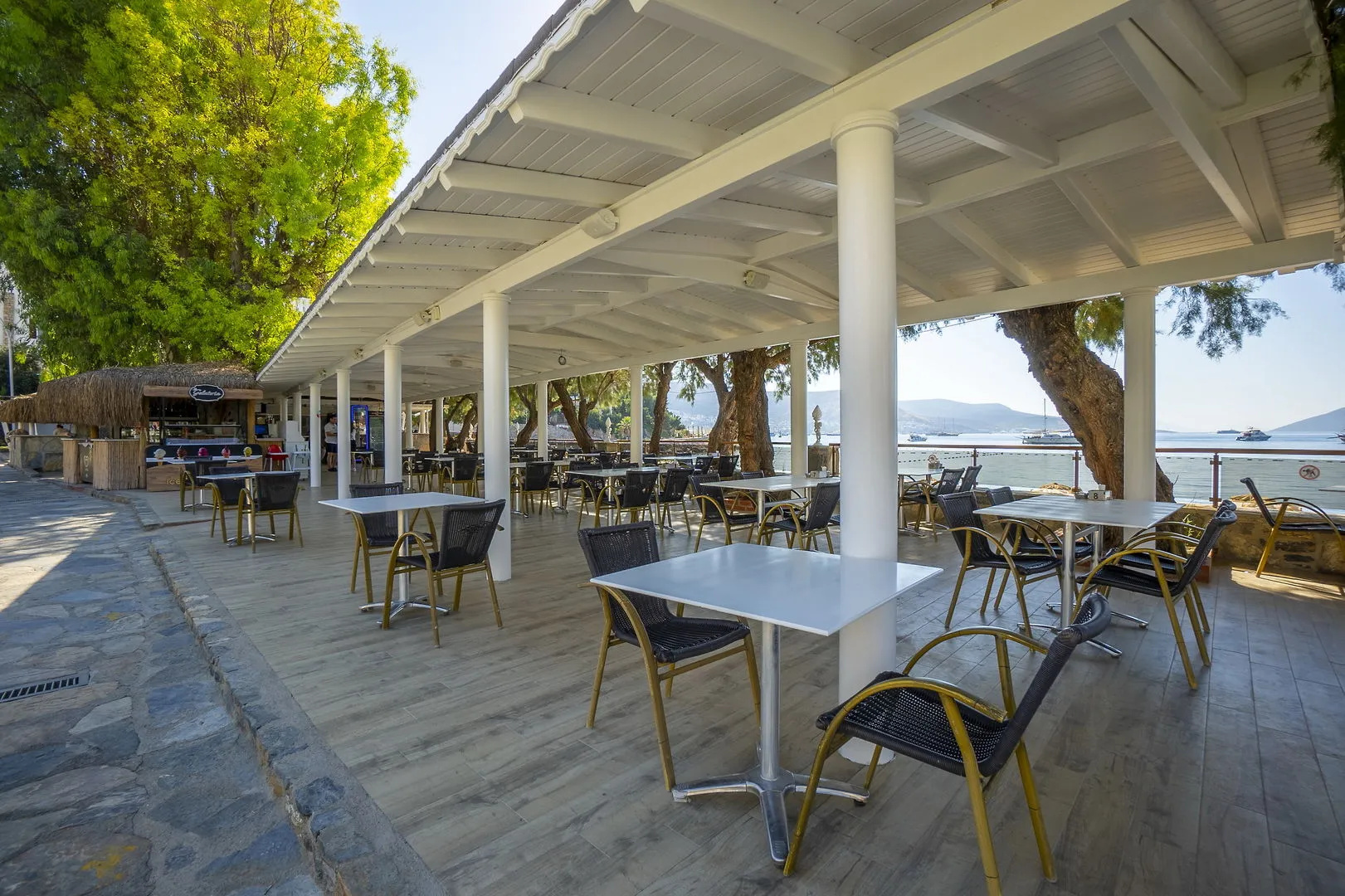 Foto - Azka Hotel