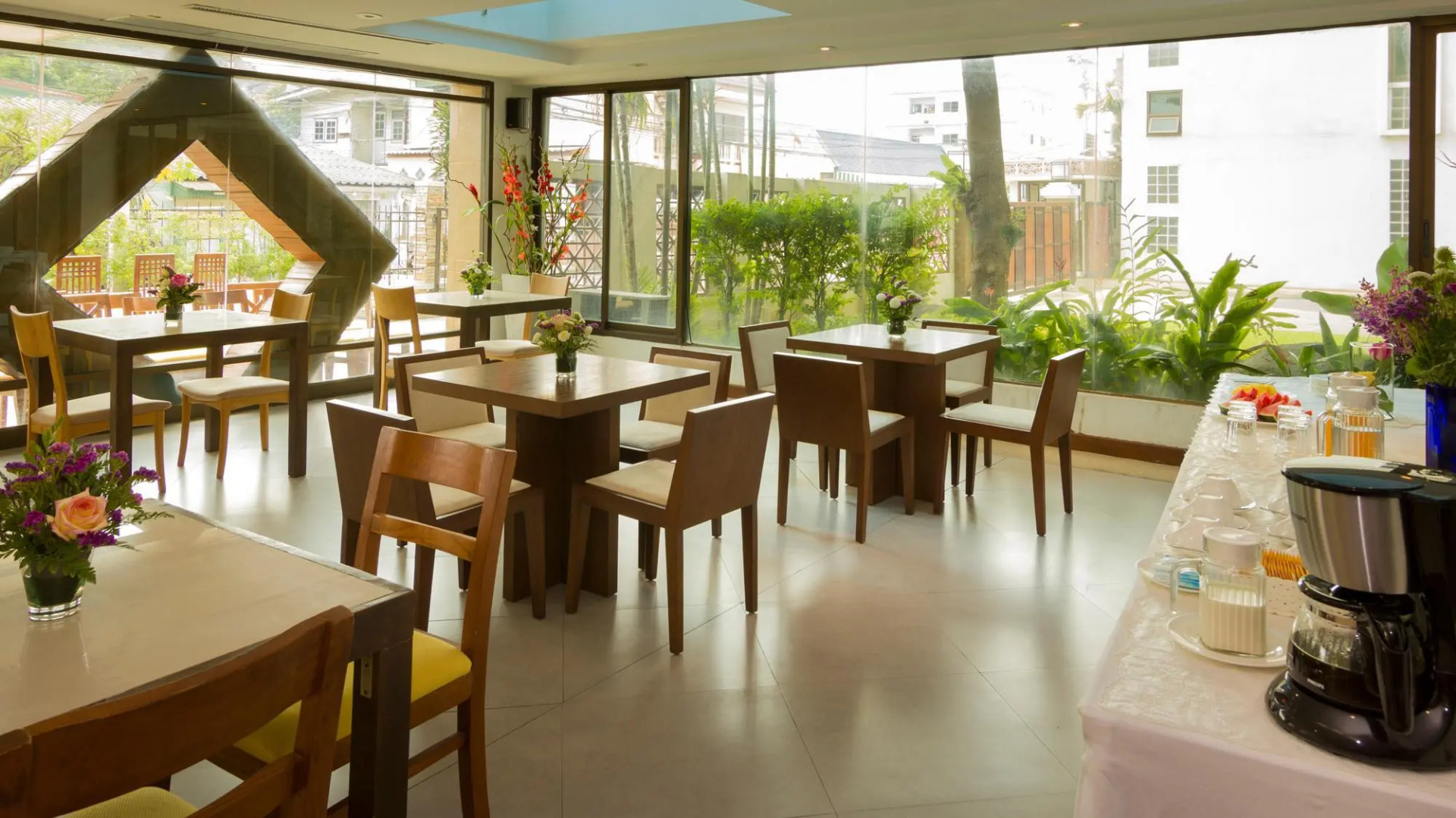 Photo - Lasalle Suites Hotel & Residence