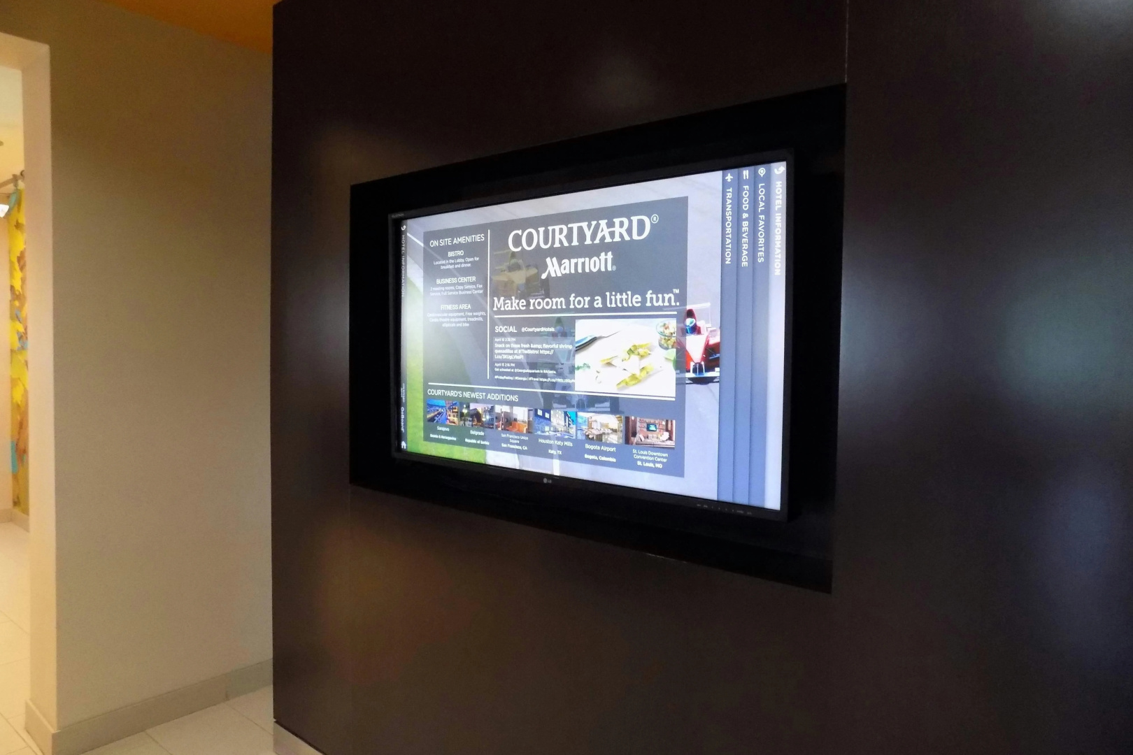 Photo - Courtyard by Marriott Indianapolis South