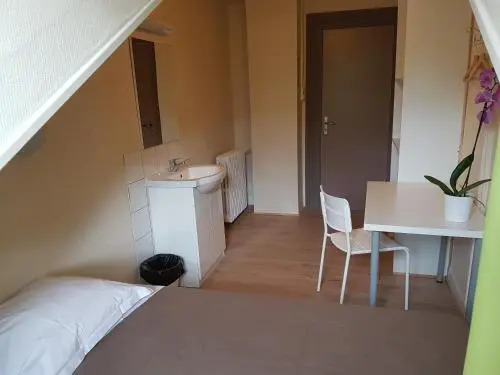 Foto - Budget Hôtel Weber - Strasbourg Centre Gare