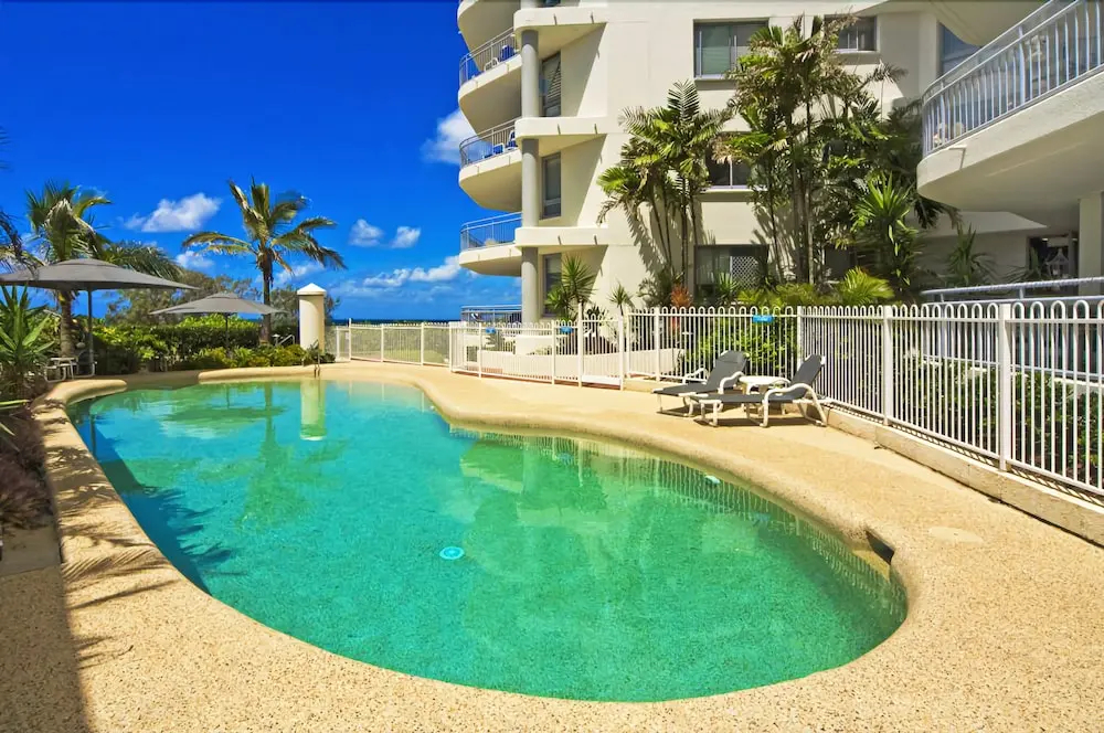 Photo - Oceanside Resort - Absolute Beachfront Apartments