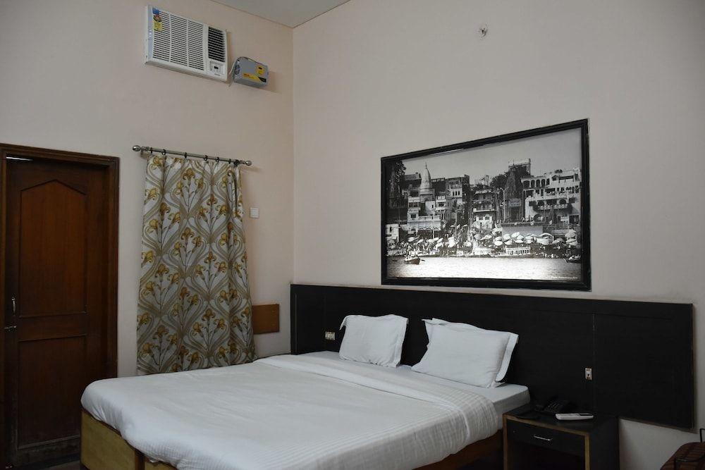Hotel City Grand